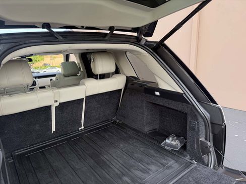 Used 2016 Land Rover Range Rover Long Wheelbase Supercharged image 95