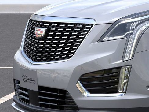 Used 2026 Cadillac XT5 Premium Luxury w/ Driver Assist Package AWD/4WD image 13