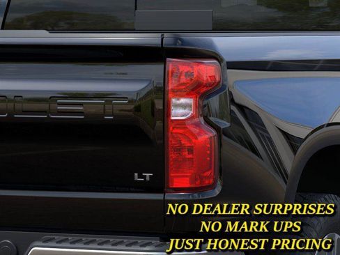 New 2026 Chevrolet Silverado 1500 LT w/ Texas Edition Plus AWD/4WD image 11
