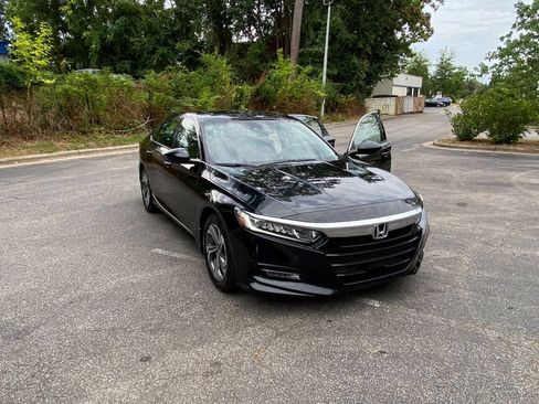 Used 2018 Honda Accord EX image 44