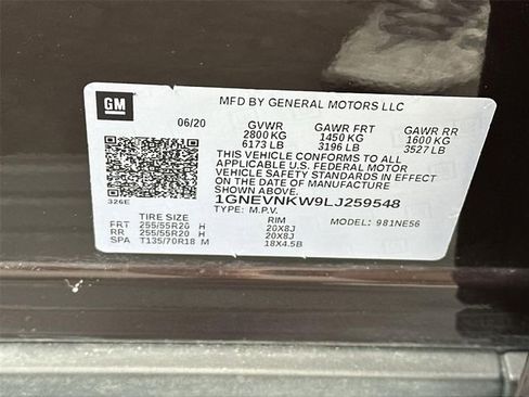 Used 2020 Chevrolet Traverse High Country w/ LPO, Floor Liner Package AWD/4WD image 35