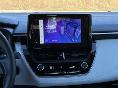 Used 2024 Toyota Corolla SE image 26