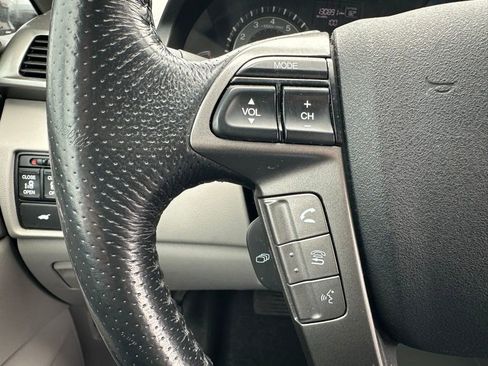 Used 2017 Honda Odyssey EX-L image 25