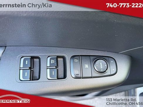Used 2022 Kia Sportage LX image 14
