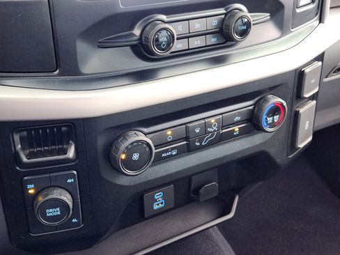 Certified 2023 Ford F150 XLT image 25