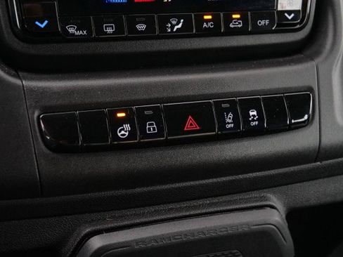 Used 2024 RAM ProMaster 3500 w/ Delivery Van Package image 23