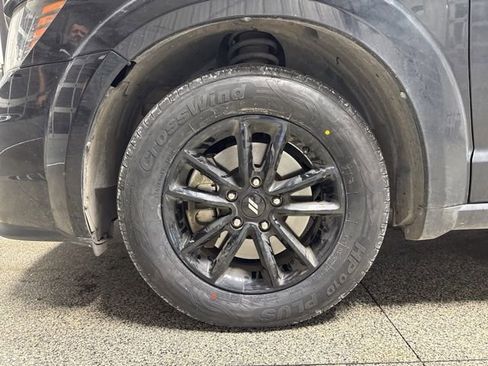 Used 2020 Dodge Journey SE w/ SE Popular Equipment Group image 3