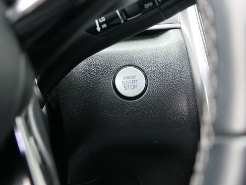 Used 2022 Kia Sorento S FWD image 20