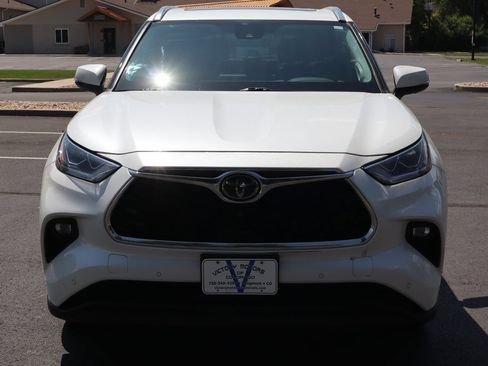 Used 2021 Toyota Highlander Limited AWD/4WD image 13