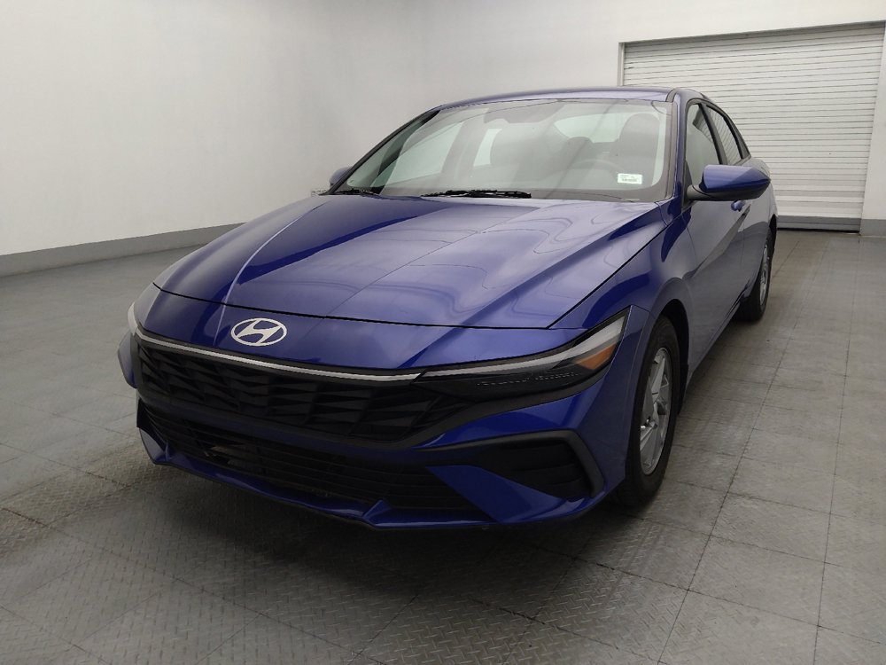 Used 2025 Hyundai Elantra SE FWD image 15