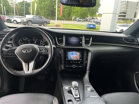 Used 2023 INFINITI QX55 Luxe w/ Cargo Package image 10