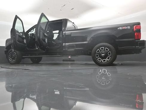 Used 2026 Ford F250 Platinum AWD/4WD image 60