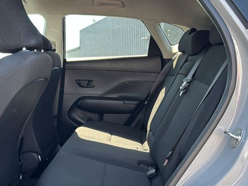 Used 2024 Hyundai Kona SEL AWD/4WD image 24