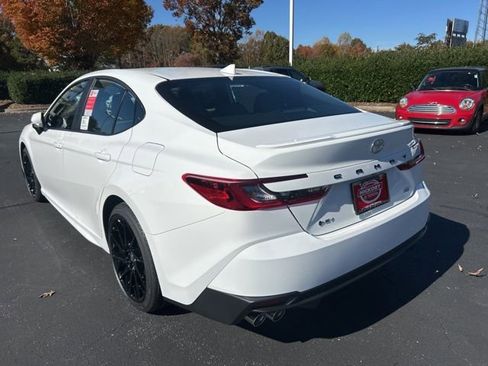 New 2026 Toyota Camry SE FWD image 7