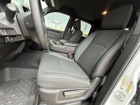 New 2026 RAM 2500 Tradesman image 18