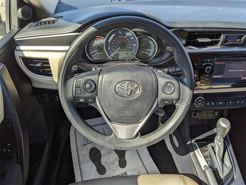 Used 2016 Toyota Corolla LE image 13