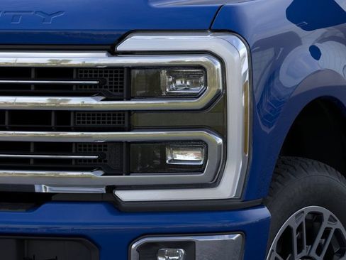 New 2026 Ford F250 Platinum w/ Platinum Plus Package AWD/4WD image 18