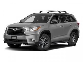 Used 2016 Toyota Highlander XLE image 1