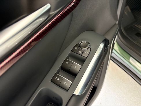 New 2027 Chevrolet Traverse RS w/ LPO, Floor Liner Package FWD image 32