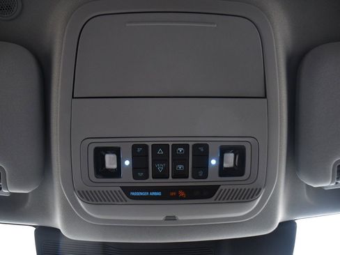 Used 2023 Ford Explorer XLT w/ Equipment Group 202A image 30