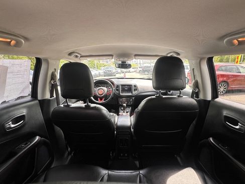 Used 2018 Jeep Compass Trailhawk AWD/4WD image 17