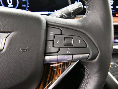 Used 2024 Cadillac Escalade Premium Luxury w/ Performance Package image 23