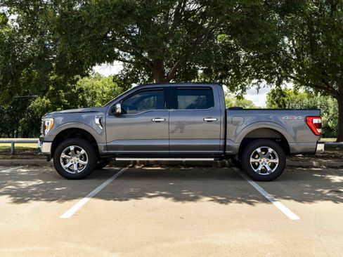 Used 2022 Ford F150 Lariat AWD/4WD image 6