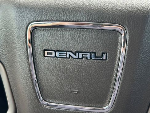 Used 2018 GMC Sierra 2500 Denali w/ Duramax Plus Package AWD/4WD image 39