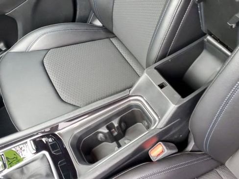 Certified 2024 Jeep Compass Latitude image 18