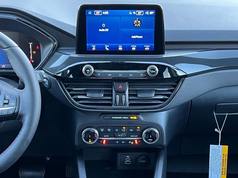 Used 2025 Ford Escape ST-Line Select image 18