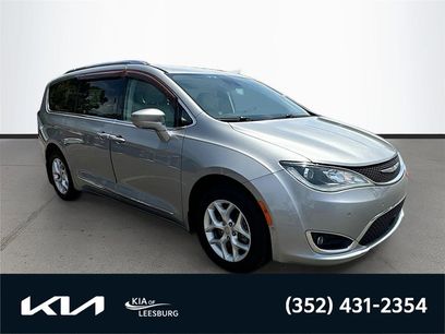 Used 2017 Chrysler Pacifica Touring-L Plus w/ Advanced Safetytec Group