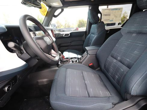 New 2026 Ford Bronco Heritage Edition AWD/4WD image 2