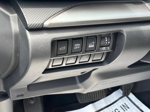 Used 2023 Subaru Forester Premium AWD/4WD image 9