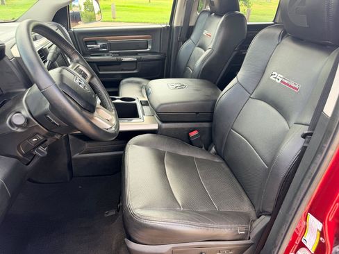 Used 2014 RAM 3500 Laramie RWD image 20