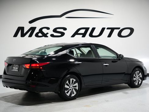 Used 2024 Nissan Altima 2.5 S image 7