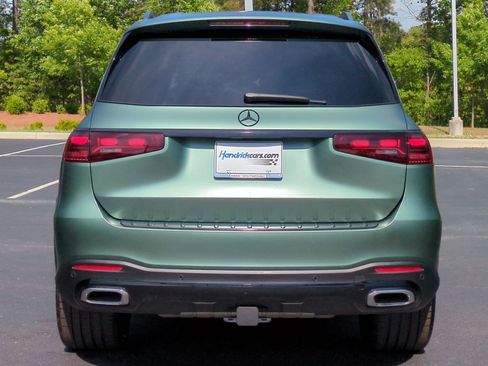 Used 2025 Mercedes-Benz GLS 450 4MATIC image 9