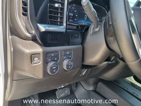 Used 2025 Chevrolet Silverado 2500 LT AWD/4WD image 21