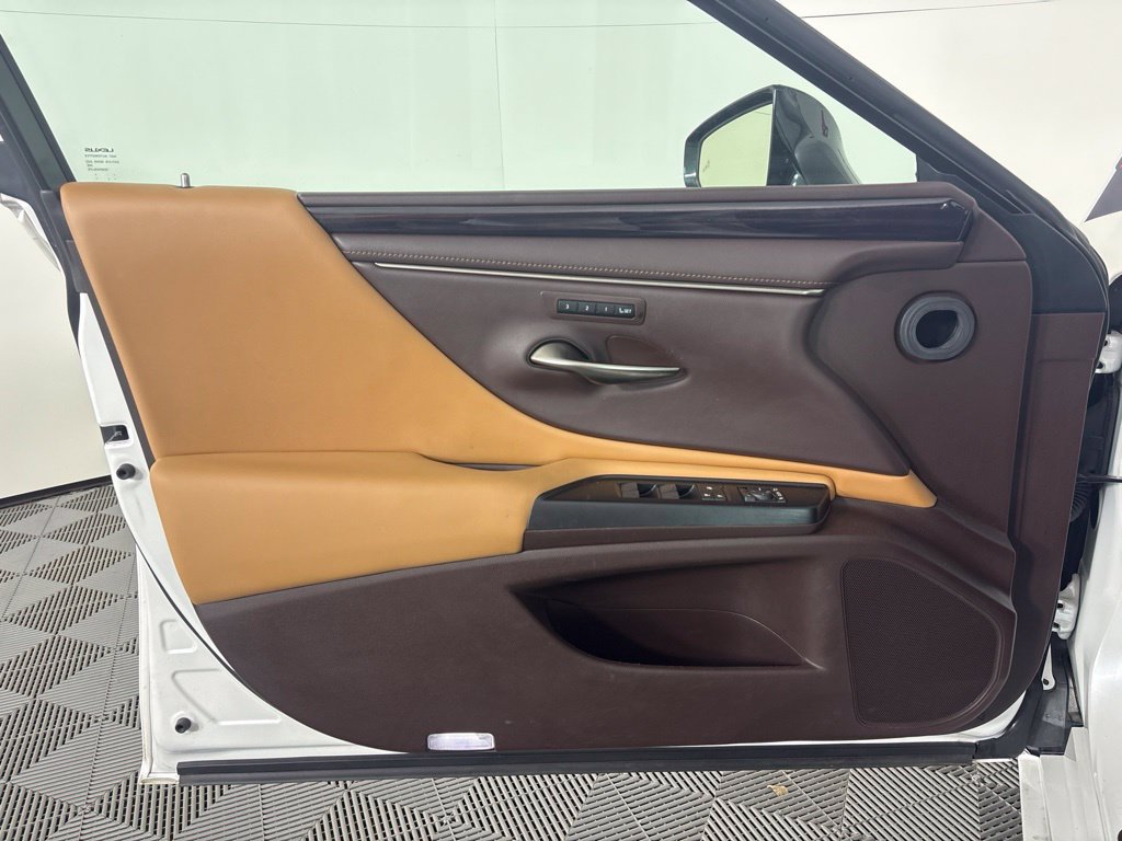 Used 2020 Lexus ES 350 w/ Premium Package FWD image 12
