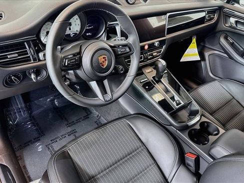 New 2026 Porsche Macan Turbo AWD/4WD image 4