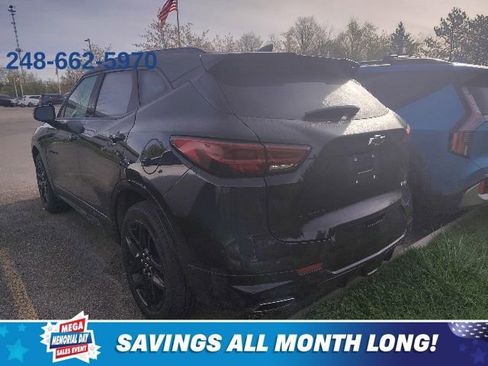 Used 2023 Chevrolet Blazer RS FWD image 2