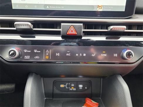 New 2026 Kia Sportage SX image 21