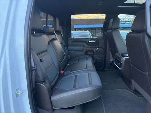 Used 2021 GMC Sierra 2500 Denali w/ Denali Ultimate Package AWD/4WD image 16