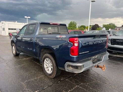 Used 2021 Chevrolet Silverado 1500 LT w/ Convenience Package II AWD/4WD image 7