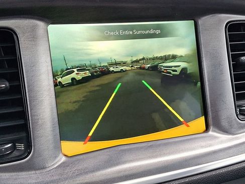 Used 2018 Dodge Charger R/T image 20