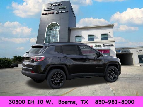 New 2026 Jeep Compass Latitude AWD/4WD image 4