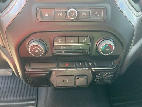 Used 2019 Chevrolet Silverado 1500 Custom w/ Infotainment Package RWD image 22