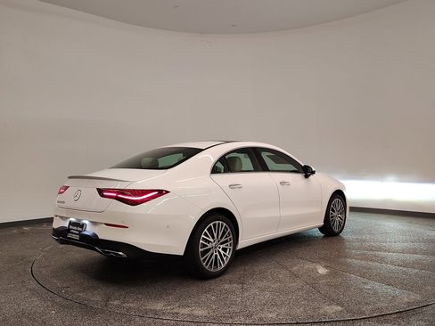 Used 2026 Mercedes-Benz CLA 250 image 9