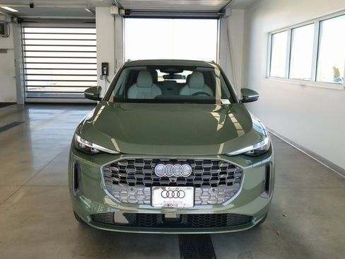 New 2025 Audi Q5 Premium Plus image 2