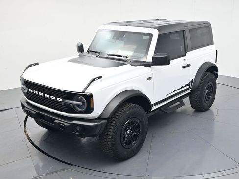 Used 2023 Ford Bronco Wildtrak AWD/4WD image 30