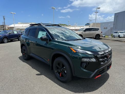 New 2026 Nissan Rogue SV AWD/4WD image 2